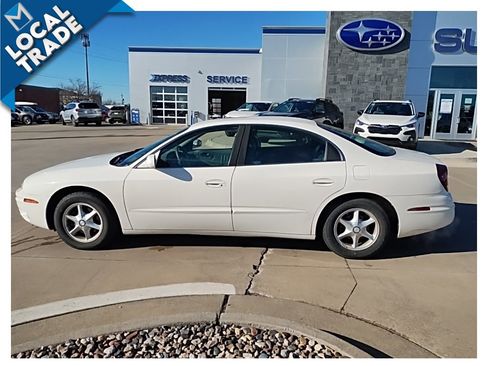 Used 2001 Oldsmobile Aurora 3.5 w/ Convenience Pkg image 9