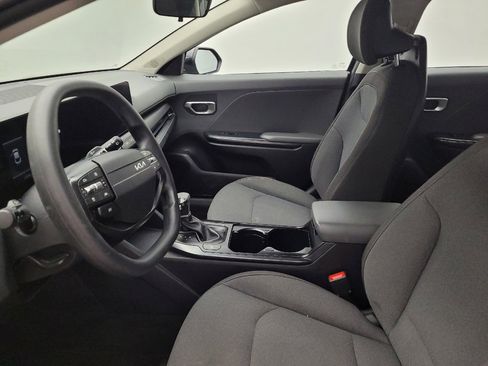 Used 2025 Kia K4 FWD image 17