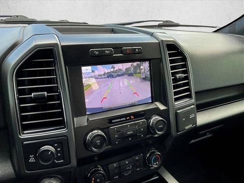Used 2019 Ford F150 XLT w/ Equipment Group 302A Luxury AWD/4WD image 23