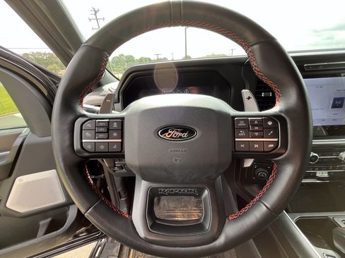 Used 2025 Ford F150 Raptor AWD/4WD image 20