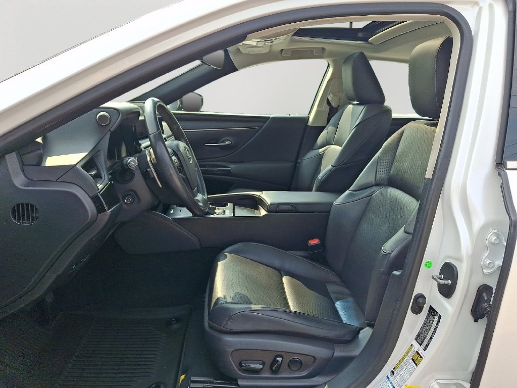 Used 2023 Lexus ES 250 w/ Premium Package AWD/4WD image 14