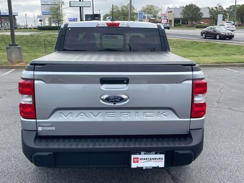 Used 2022 Ford Maverick Lariat FWD image 5