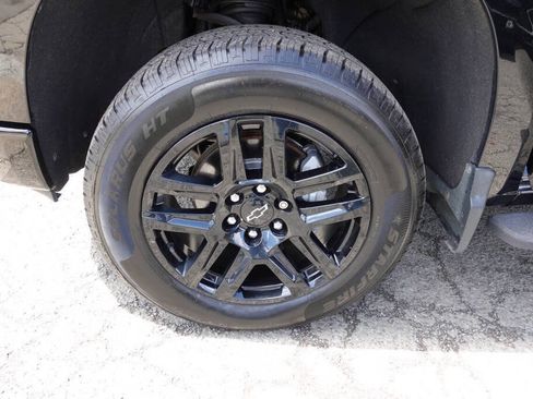 Used 2022 Chevrolet Silverado 1500 LT Trail Boss w/ LT Trail Boss Premium Package AWD/4WD image 67