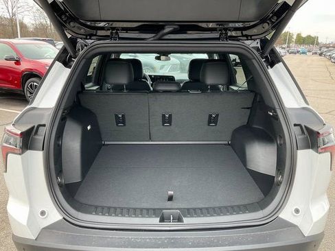 New 2026 Chevrolet Equinox LT w/ Convenience Package II image 15