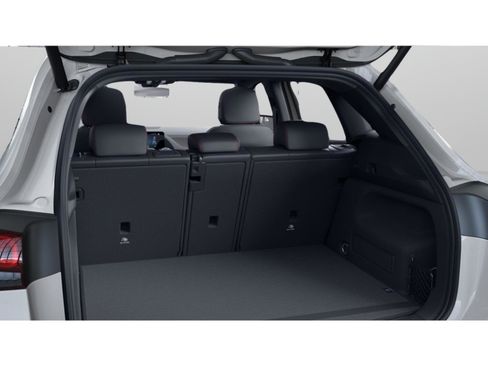 Certified 2023 Mercedes-Benz GLA 250 4MATIC image 45