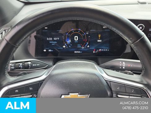 Used 2025 Chevrolet Equinox LT FWD image 23