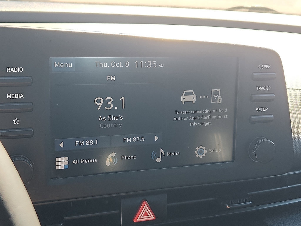 Used 2025 Hyundai Elantra Sport FWD image 11