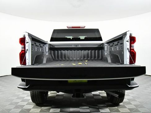 New 2026 Chevrolet Silverado 2500 W/T image 25