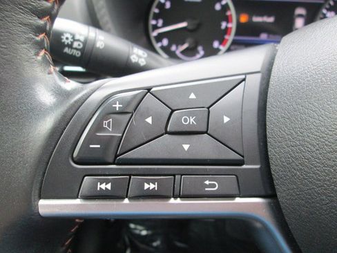 Used 2022 Nissan Sentra SR FWD image 17