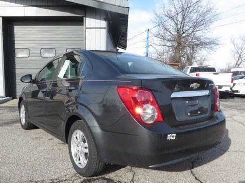 Used 2016 Chevrolet Sonic LT image 9