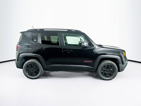 Used 2018 Jeep Renegade Trailhawk AWD/4WD image 10