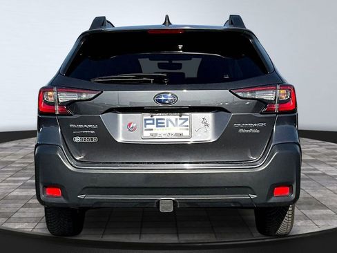 Used 2023 Subaru Outback Premium AWD/4WD image 5
