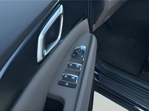 New 2026 Kia Carnival LXS image 25