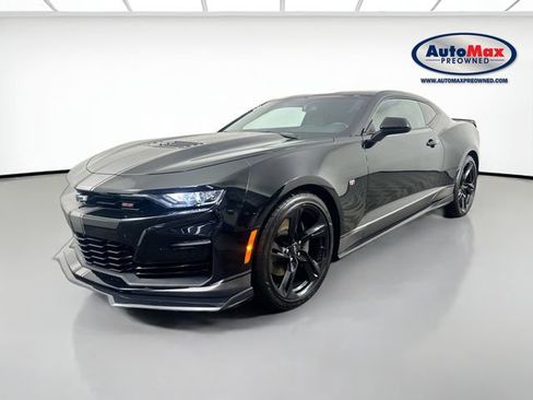 Used 2022 Chevrolet Camaro SS RWD image 5