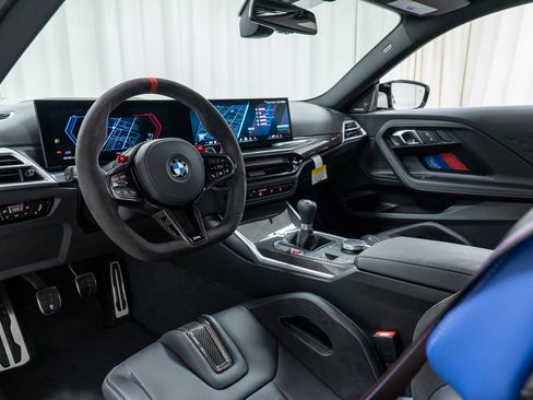 Used 2025 BMW M2 image 12
