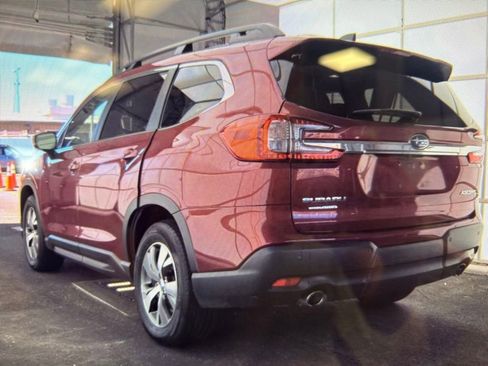 Used 2025 Subaru Ascent Premium AWD/4WD image 3
