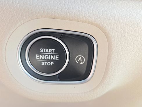 Certified 2024 Mercedes-Benz GLS 450 GLS 450 image 27