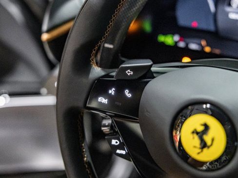 Used 2024 Ferrari Roma image 18