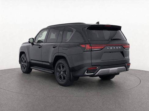 Used 2025 Lexus LX 700h Overtrail w/ Accessory Package (Z1) AWD/4WD image 4