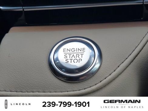 New 2025 Lincoln Nautilus Reserve image 32