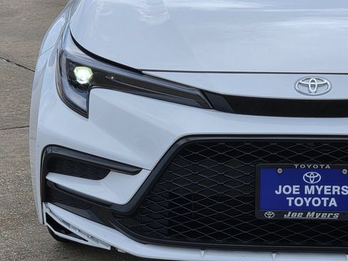 Used 2025 Toyota Corolla SE FWD image 5
