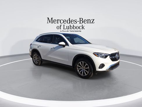 Certified 2026 Mercedes-Benz GLC 300 4MATIC image 2