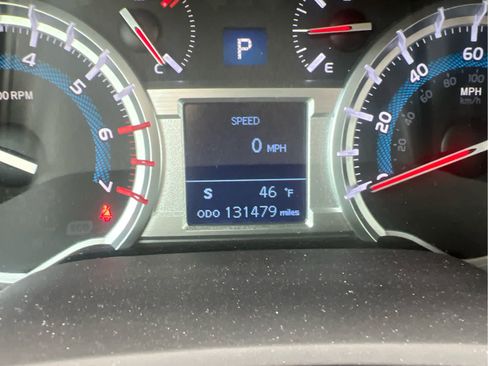Used 2015 Toyota 4Runner Limited AWD/4WD image 12