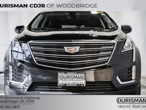Used 2019 Cadillac XT5 Luxury image 2