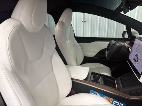 Used 2022 Tesla Model X AWD/4WD image 23