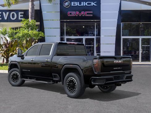 New 2026 GMC Sierra 2500 Denali w/ Denali Reserve Package AWD/4WD image 3