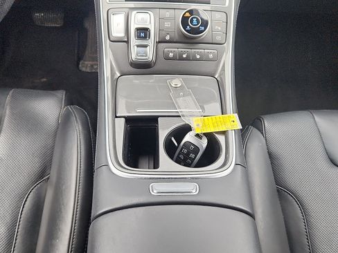 Certified 2023 Hyundai Santa Fe Calligraphy AWD/4WD image 19