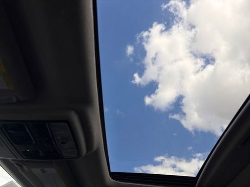 Used 2022 Toyota 4Runner SR5 Premium w/ Moonroof Package image 25