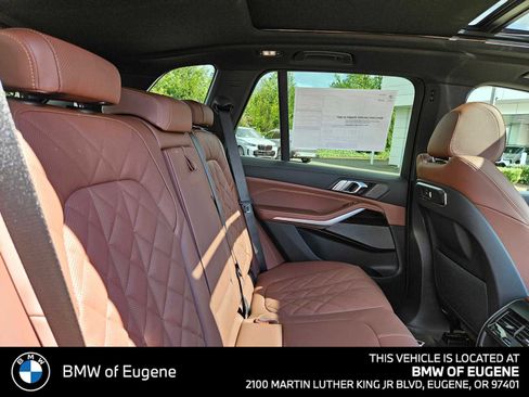 New 2026 BMW X5 xDrive40i w/ M Sport Package AWD/4WD image 15