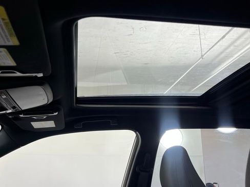 Used 2025 Subaru Forester Premium w/ Convenience Package #1 image 9