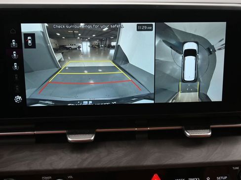 Used 2023 Kia Carnival SX FWD image 12