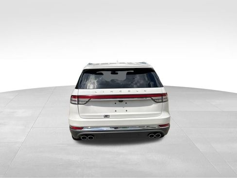 Used 2022 Lincoln Aviator Reserve w/ Equipment Group 201A RWD image 4