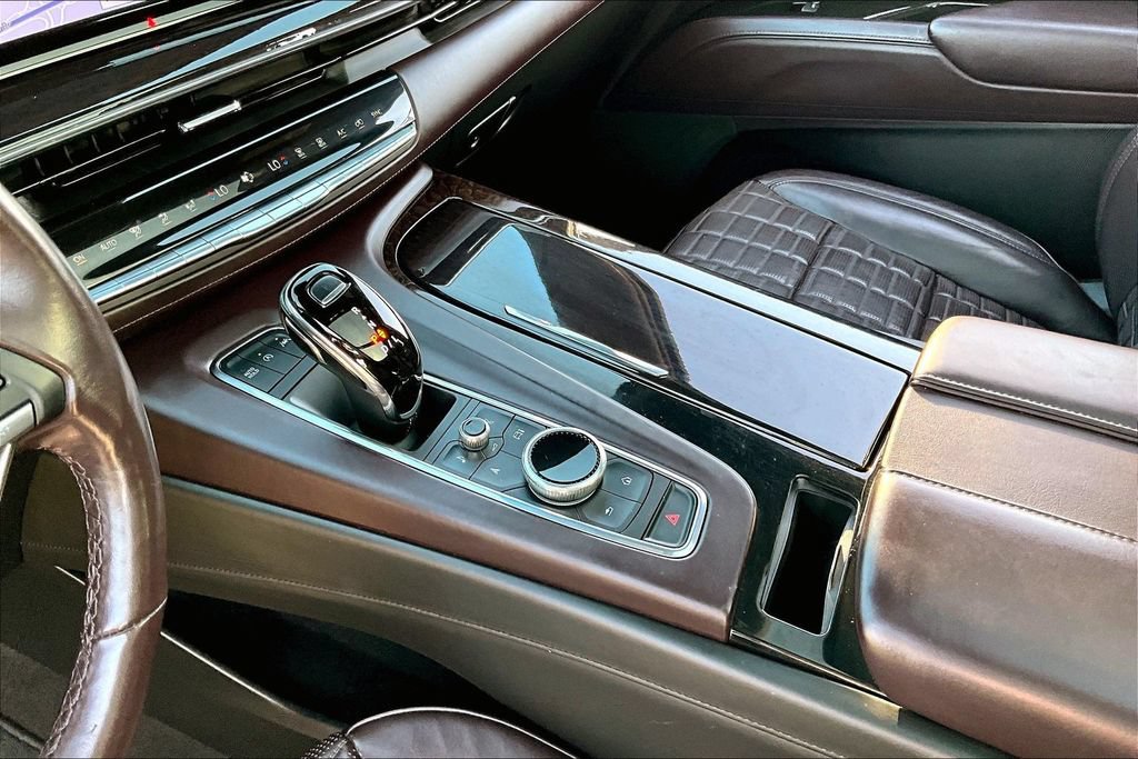 Used 2023 Cadillac Escalade Sport Platinum RWD image 14