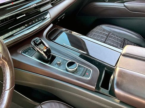 Used 2023 Cadillac Escalade Sport Platinum RWD image 14