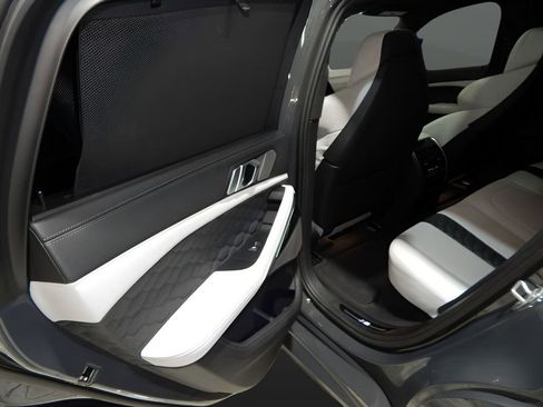 Used 2023 BMW X6 M w/ Competition Package image 27