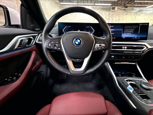 Certified 2023 BMW i4 eDrive35 RWD image 8