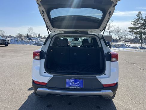 Certified 2022 Chevrolet TrailBlazer LT w/ Convenience Package image 12