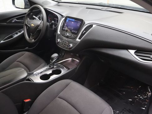 Used 2023 Chevrolet Malibu LT FWD image 10
