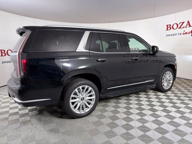 Used 2024 Cadillac Escalade Luxury RWD image 12