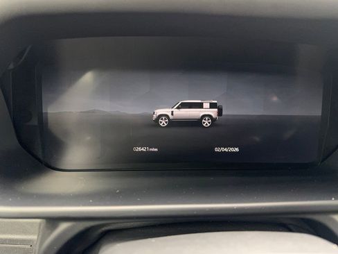 Used 2025 Land Rover Defender 110 S image 58