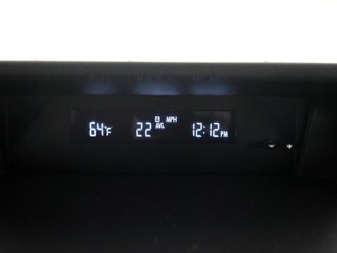 Used 2022 Subaru Ascent Onyx Edition image 12