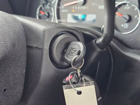 New 2025 Chevrolet Express 2500 Extended image 17