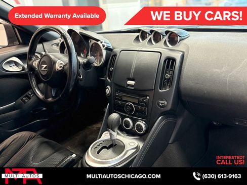 Used 2009 Nissan 370Z Touring image 19
