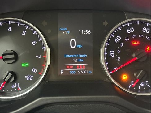 Used 2021 Toyota RAV4 XLE Premium FWD image 46