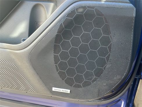 Used 2025 Subaru Forester Sport image 31