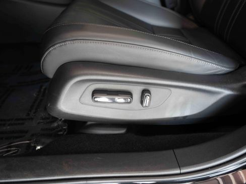 Used 2023 Honda HR-V EX-L image 12